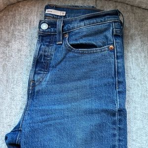 LEVI WEDGIE ICON FIT ANKLE WOMEN'S JEANS